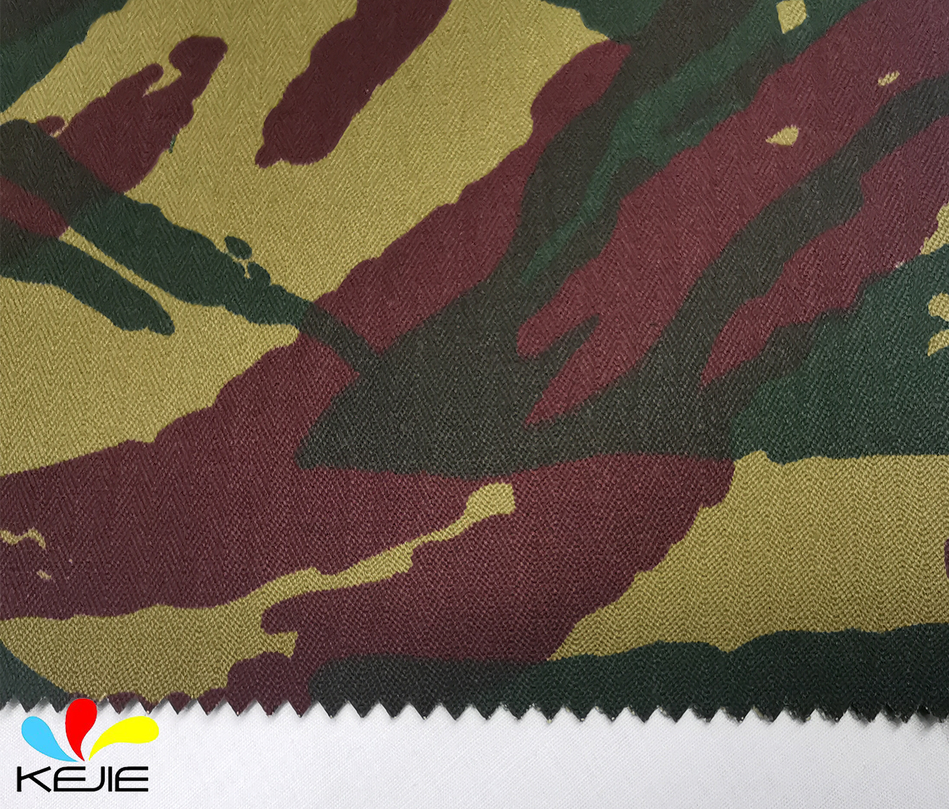 TC 65/35 Anti-Tearing Camouflage Ripstop Twill Fabric Water & Oilproof Clothing Material