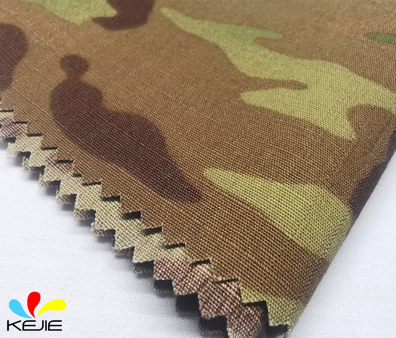 TC 65/35 Anti-Tearing Camouflage Ripstop Twill Fabric Water & Oilproof Clothing Material