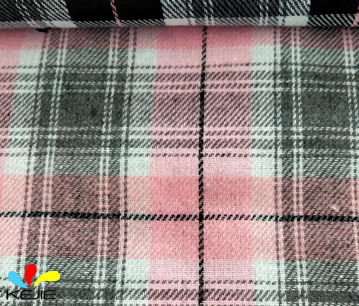 100% Cotton Yarn-Dyed Brushed Fabric Soft Hand Feel for Apparel & Home Textiles